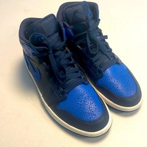 Air Jordan 1 Royal Blue Mids - Men’s